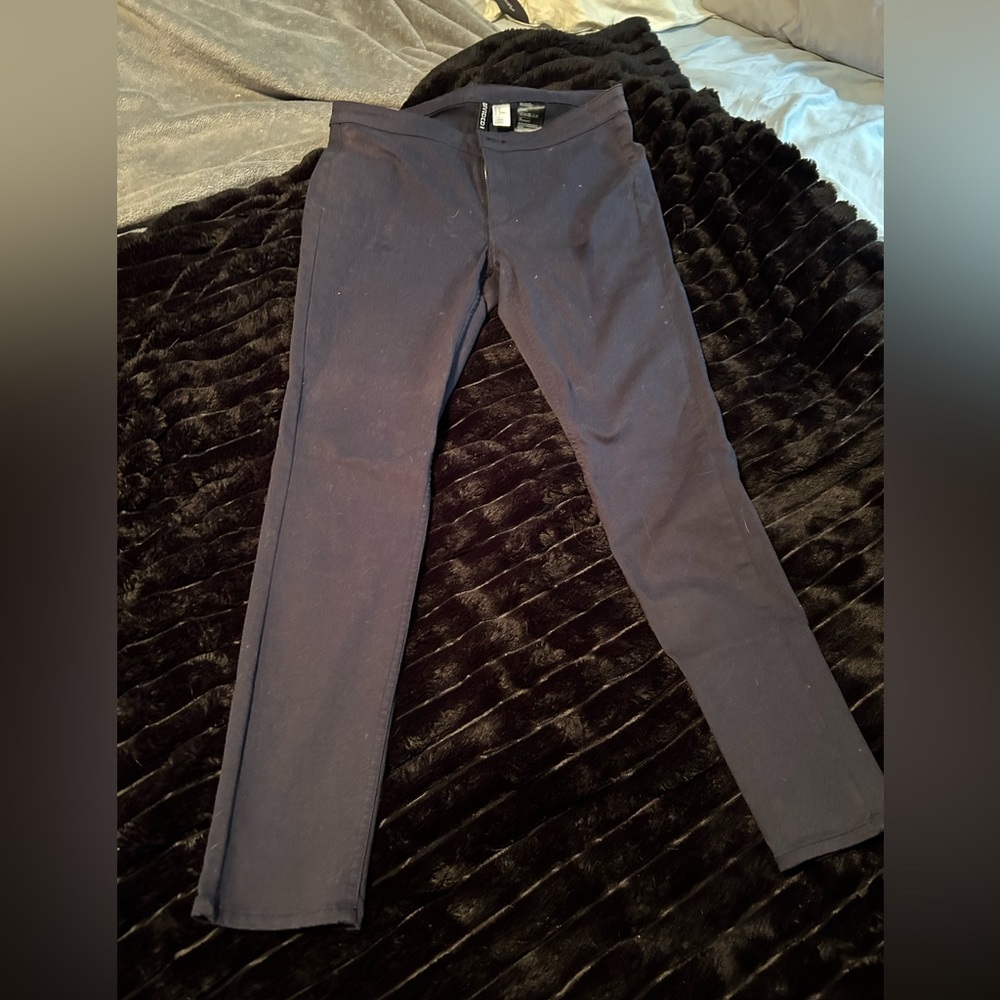 Women’s black H&M pants